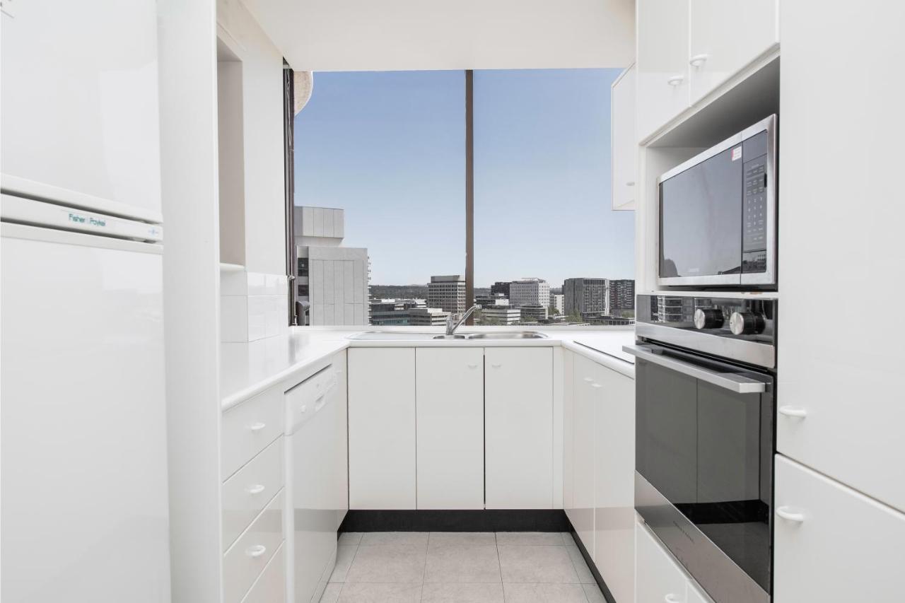 Breakfree Capital Tower Apartments Κανμπέρα Εξωτερικό φωτογραφία