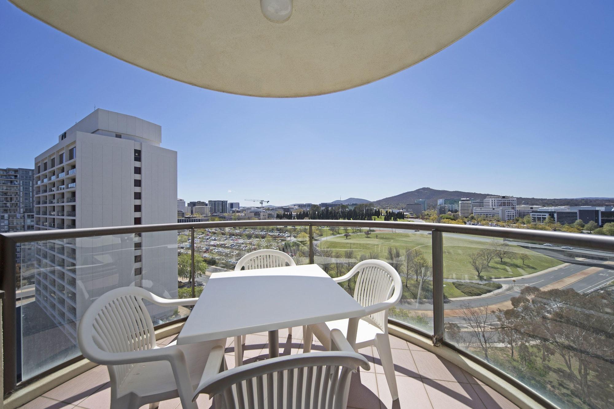 Breakfree Capital Tower Apartments Κανμπέρα Εξωτερικό φωτογραφία