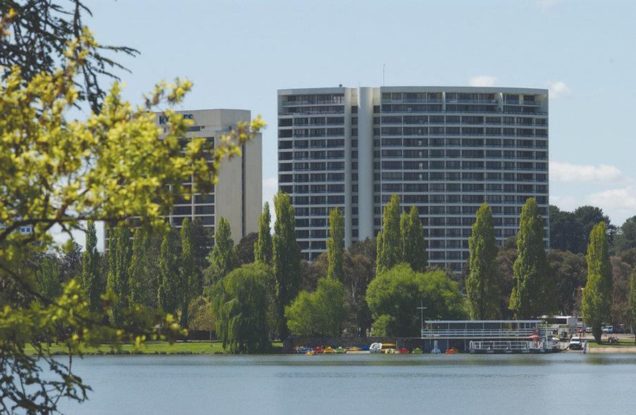 Breakfree Capital Tower Apartments Κανμπέρα Εξωτερικό φωτογραφία