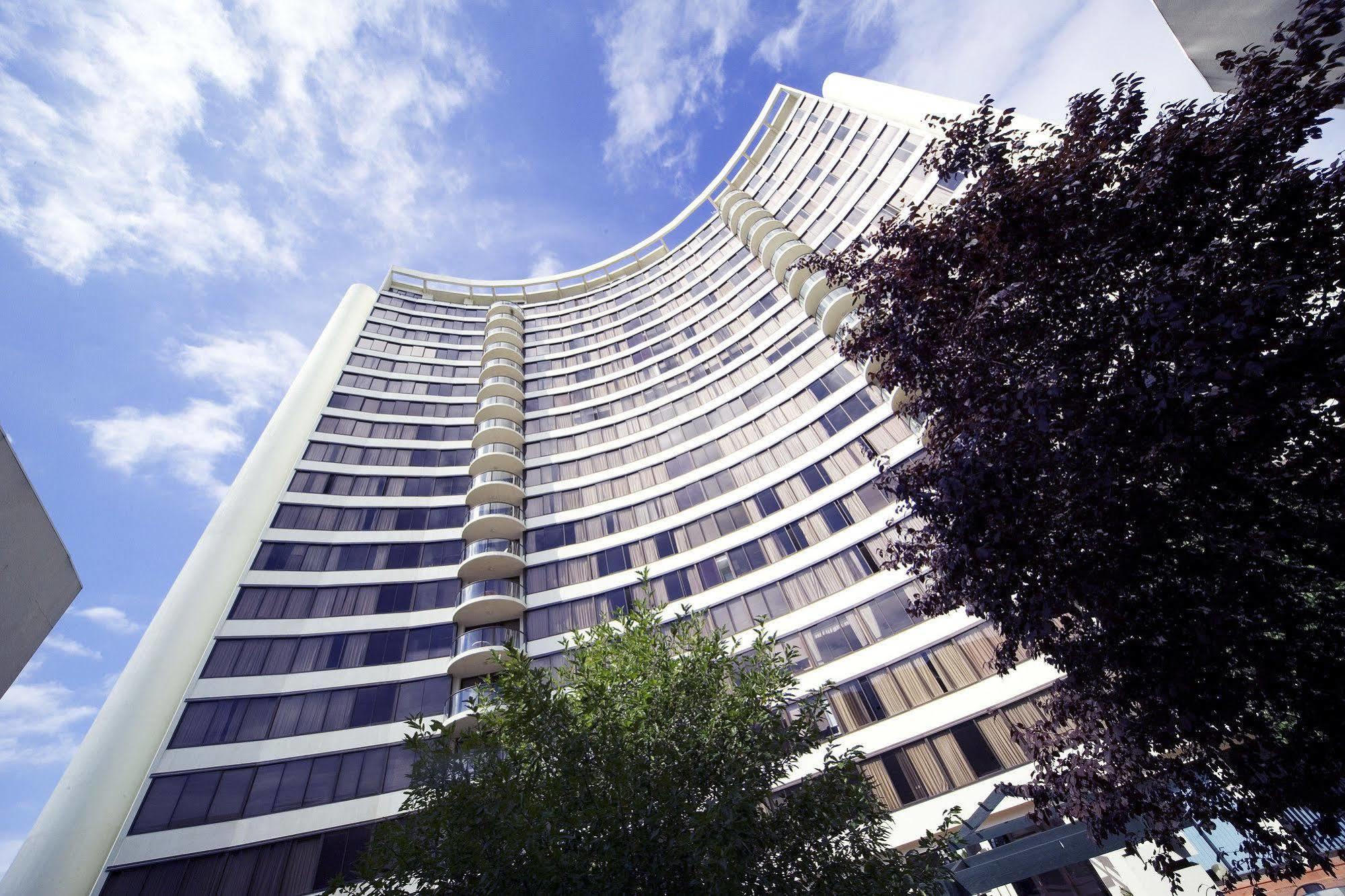 Breakfree Capital Tower Apartments Κανμπέρα Εξωτερικό φωτογραφία